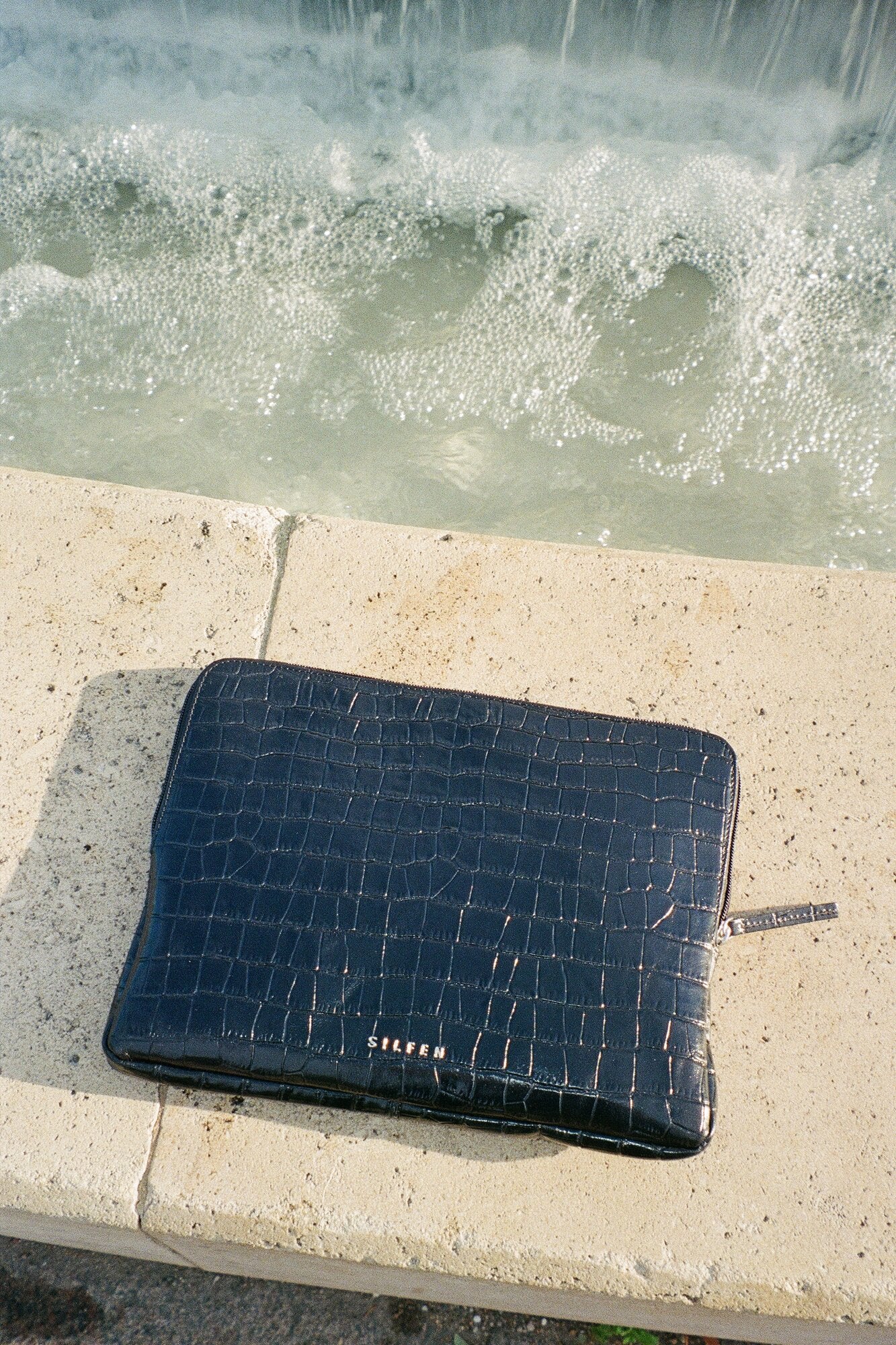 Elsa computer sleeve – sort